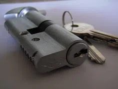 Hewlett NY Locksmith Store Hewlett, NY 516-714-3523 - broken-key-extraction